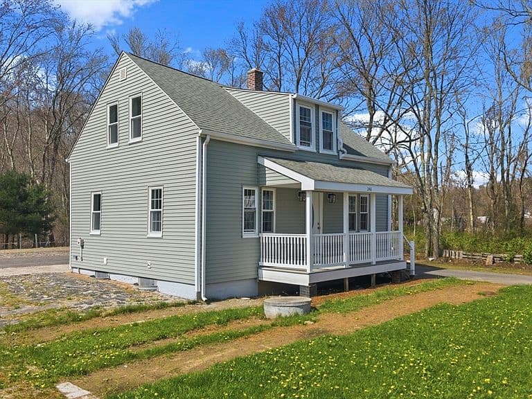 Listing photo 3