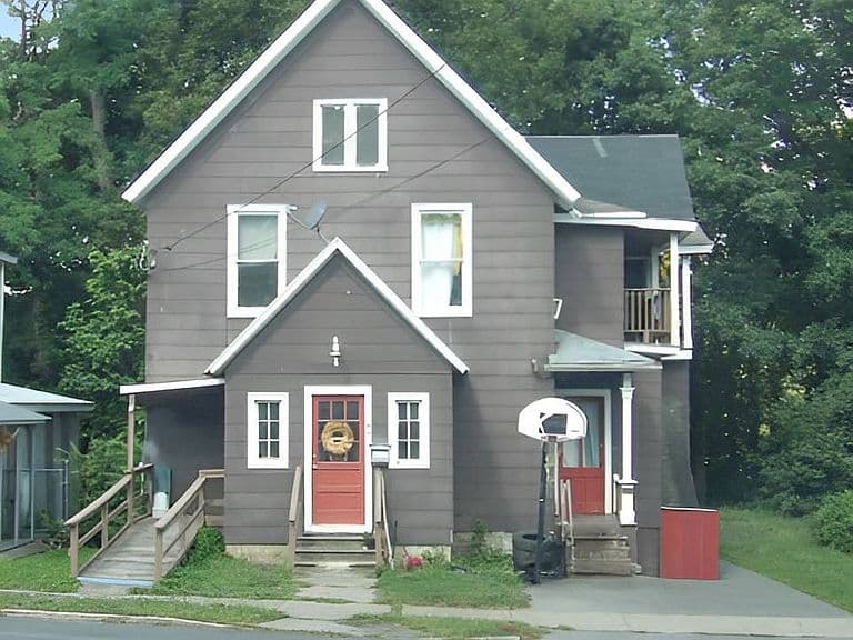 Listing photo