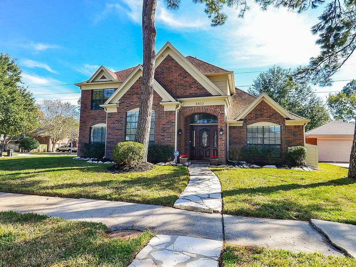 Primary listing photo