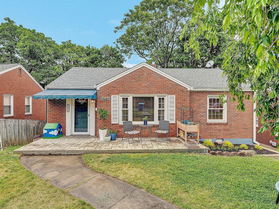 Primary listing photo