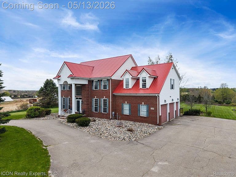 Listing photo 4