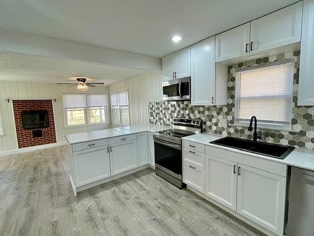 Listing photo 4