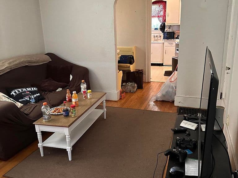 Listing photo 5