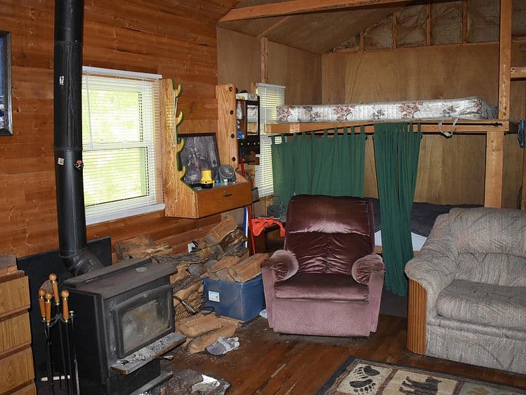 Listing photo 5