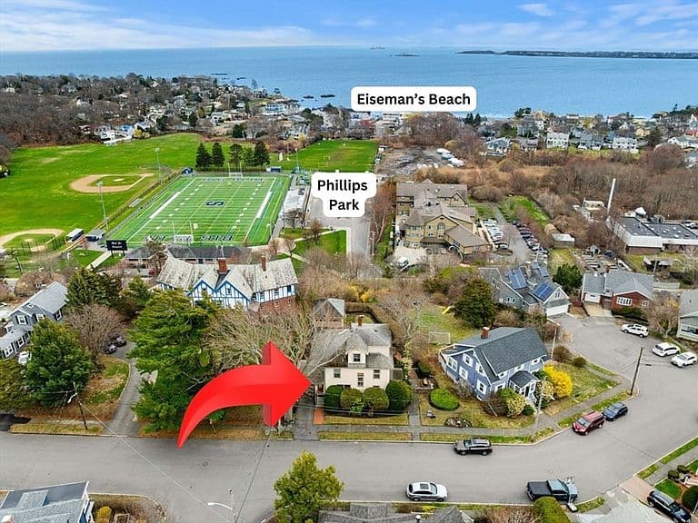 Listing photo 2