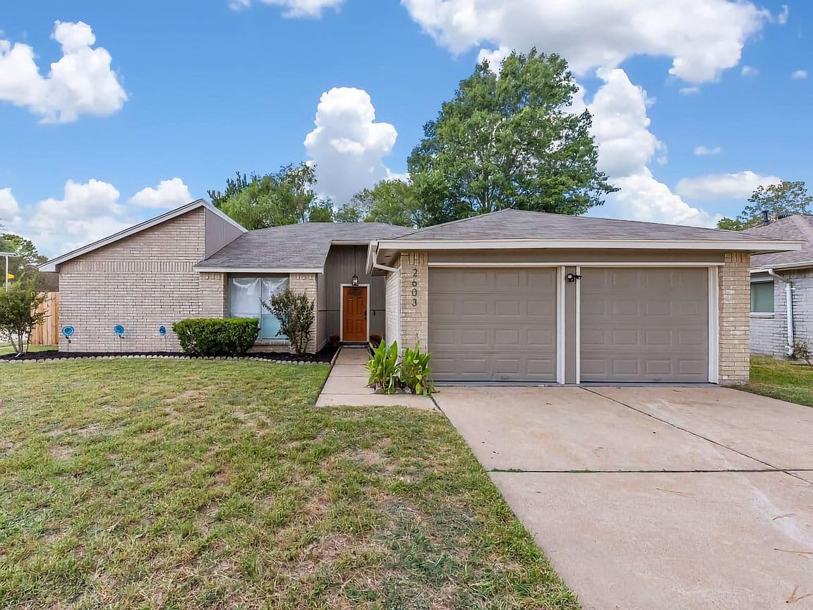 Primary listing photo