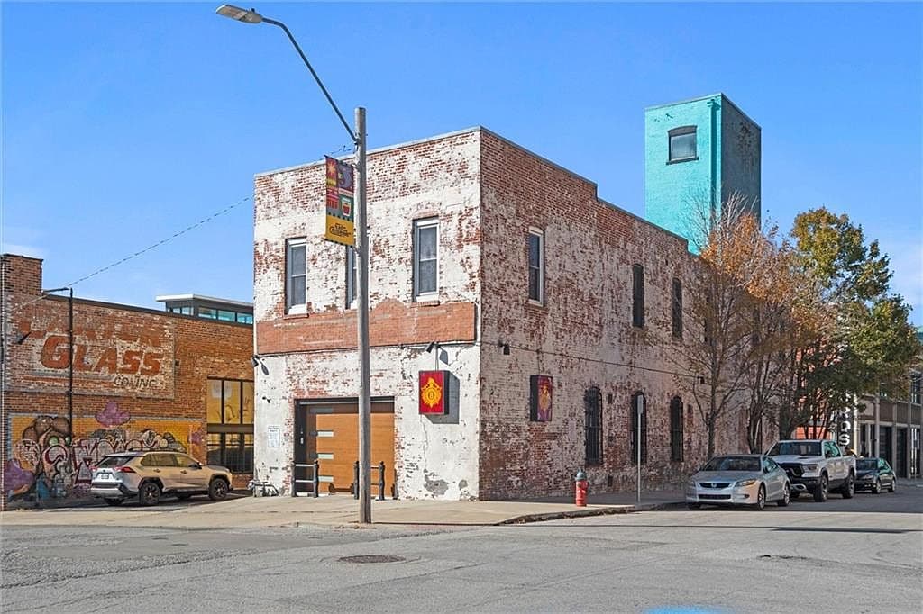 Primary listing photo