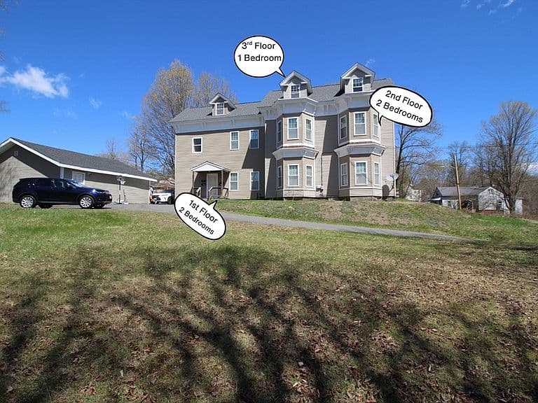Listing photo 4