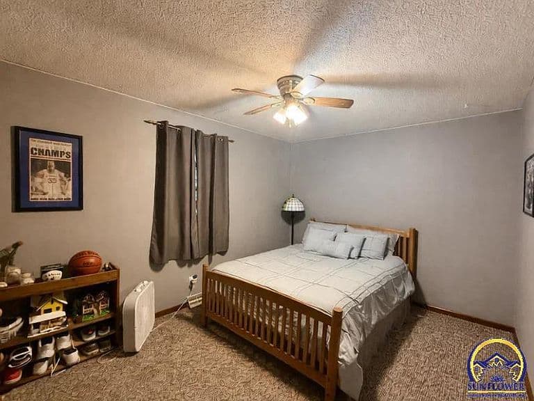 Listing photo 5