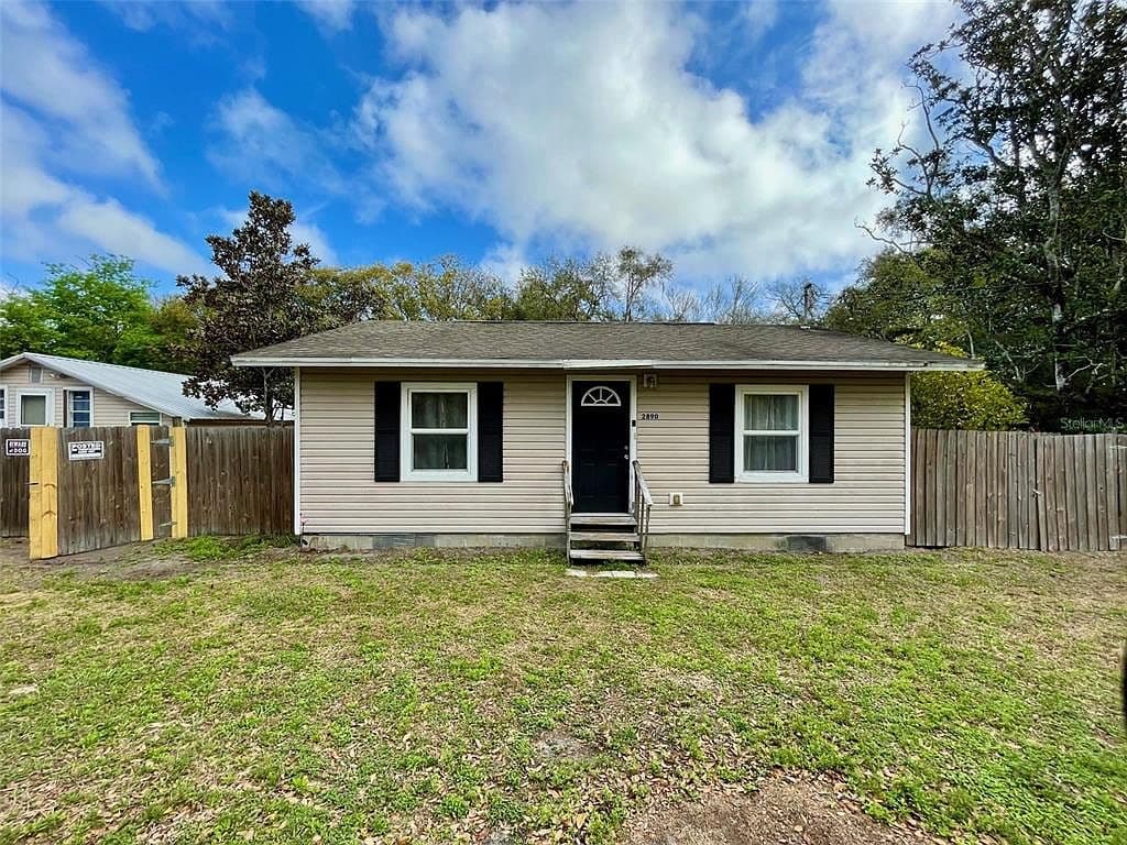 Primary listing photo