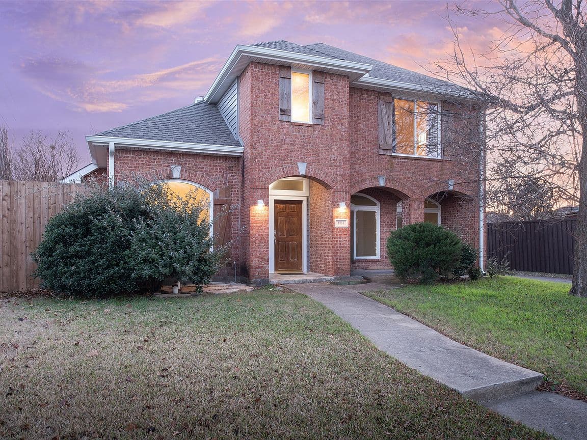 Primary listing photo