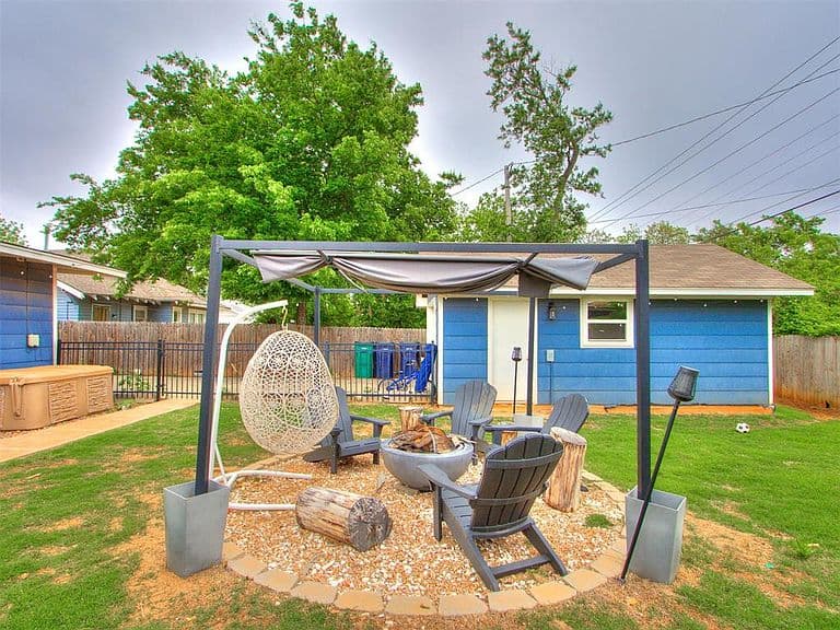 Listing photo 4