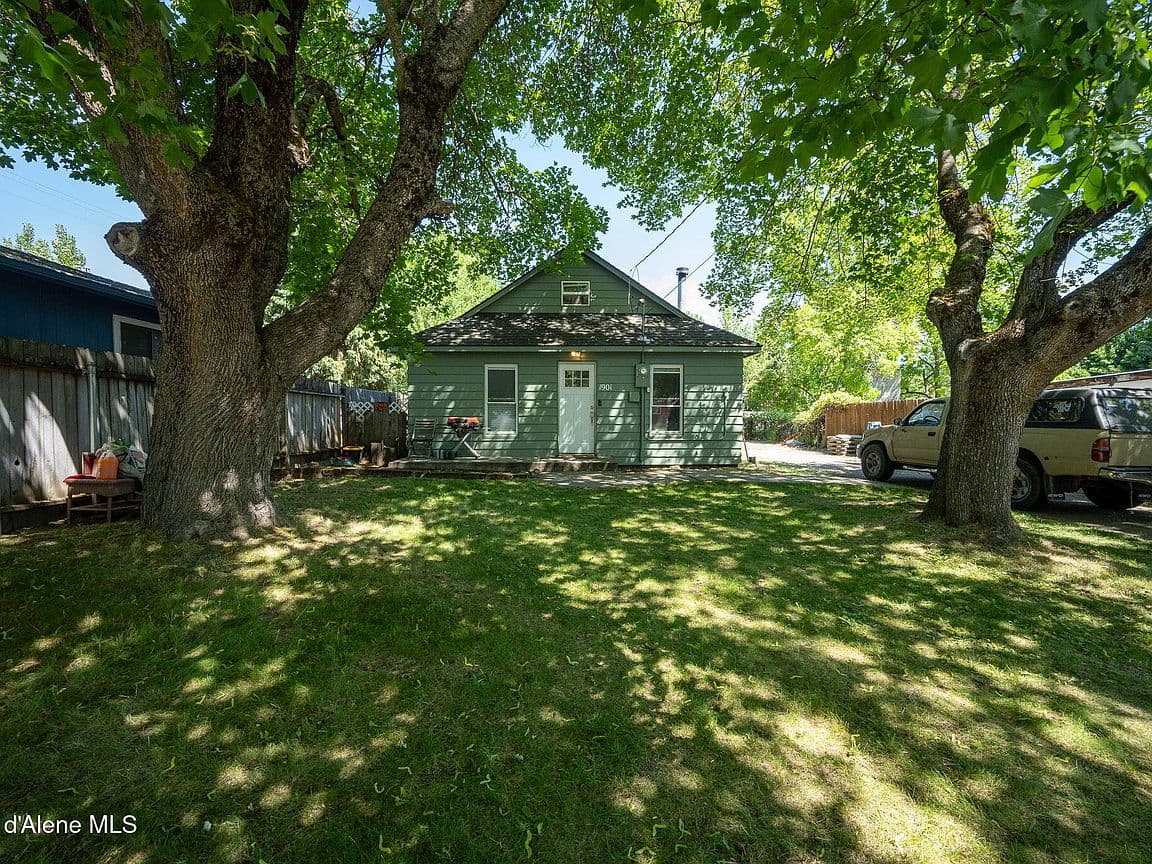 Primary listing photo