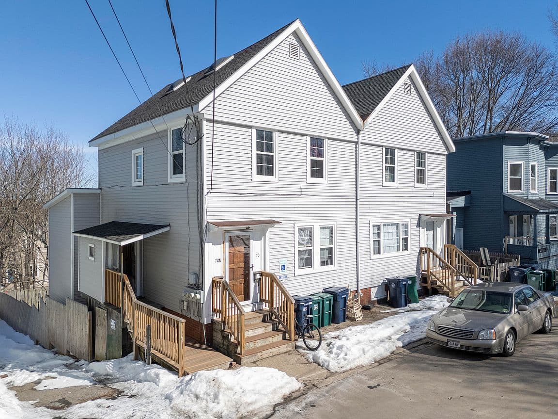 Primary listing photo