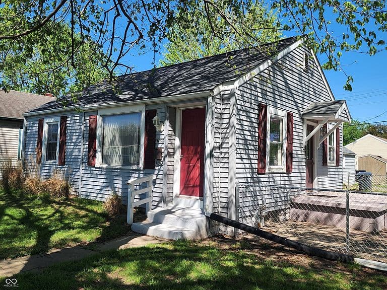 Listing photo 3