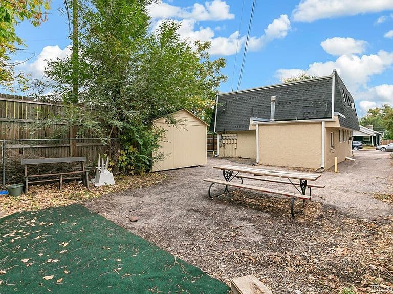 Listing photo 5