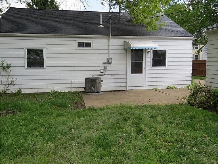 Listing photo 4