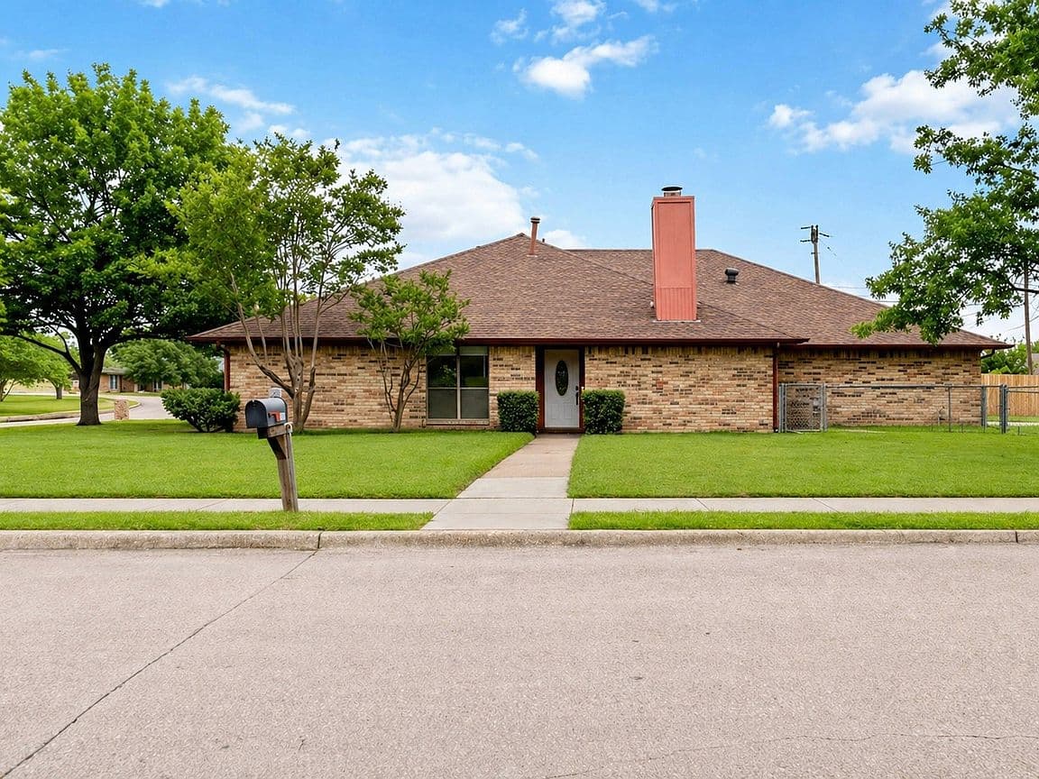 Primary listing photo