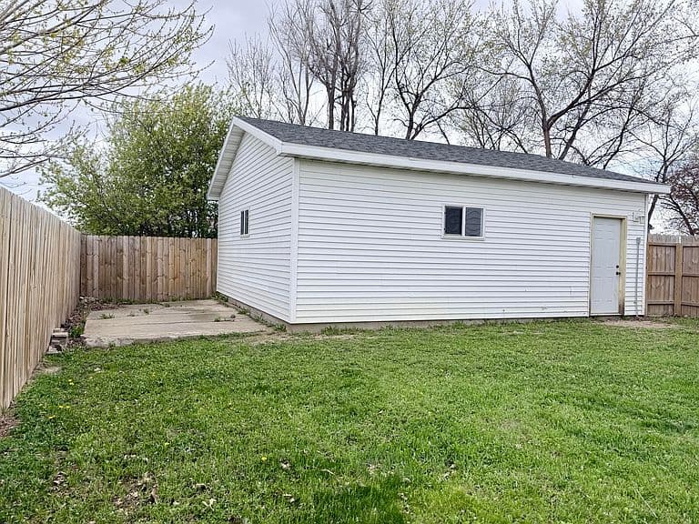 Listing photo 4