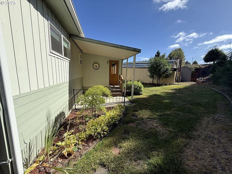 Listing photo 5