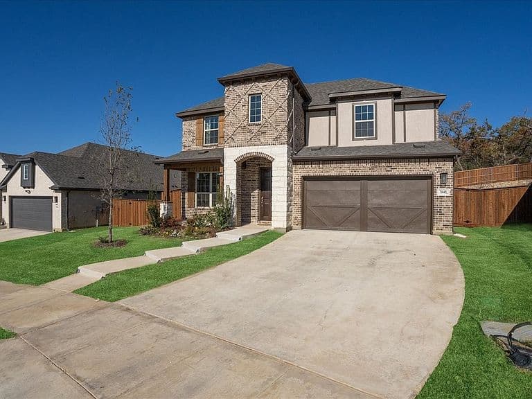 Listing photo 3