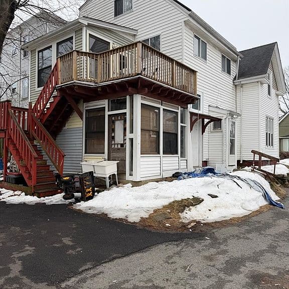 Listing photo