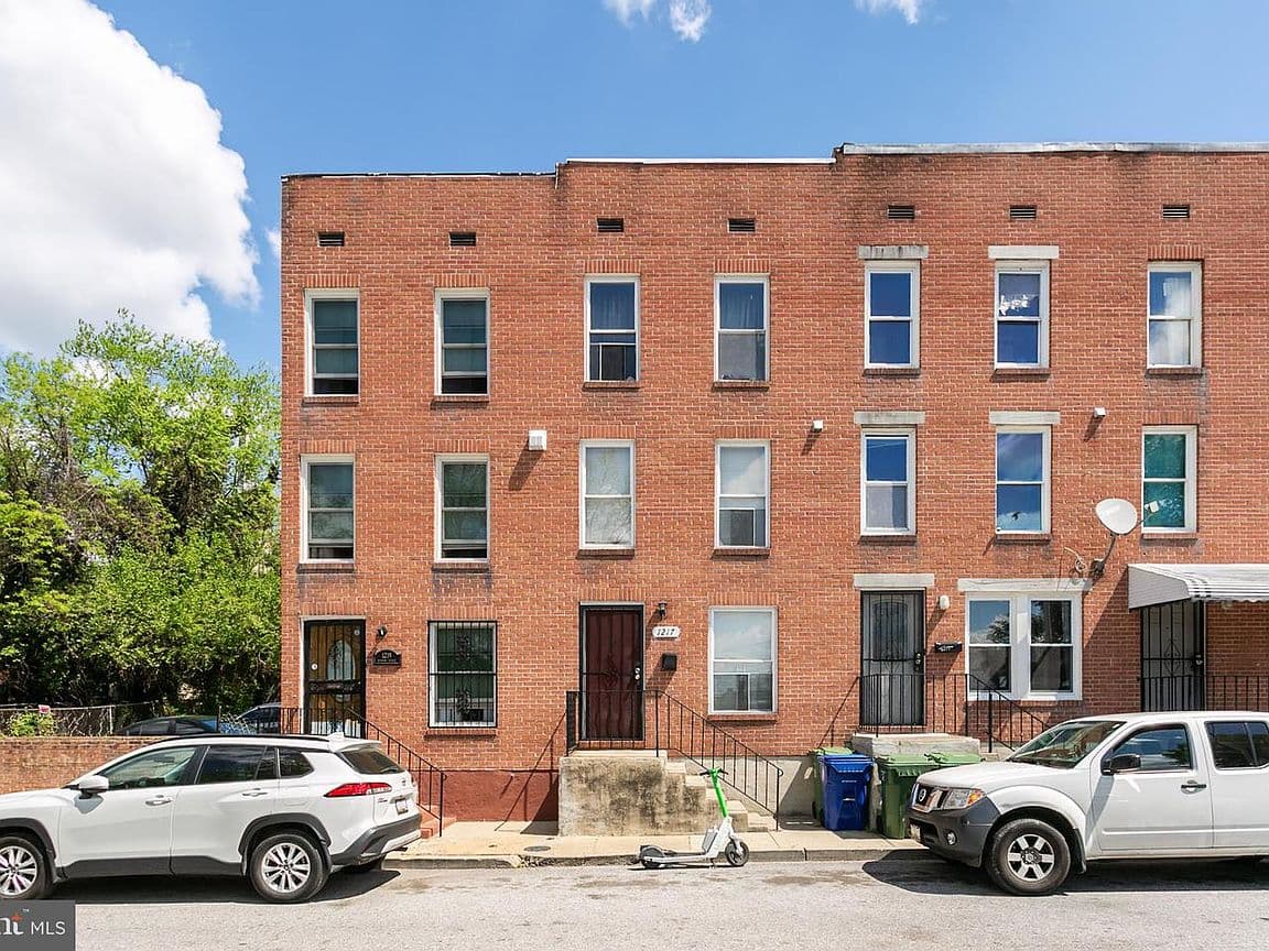 Primary listing photo