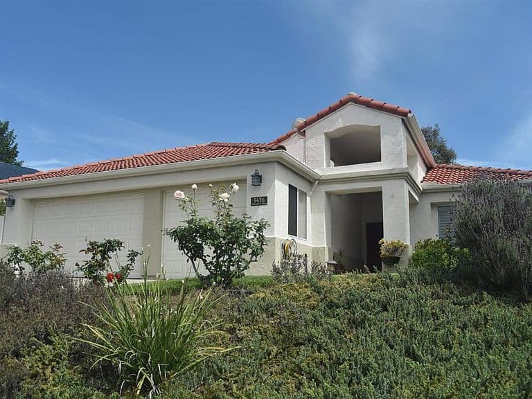 Listing photo