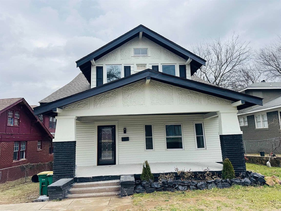 Primary listing photo