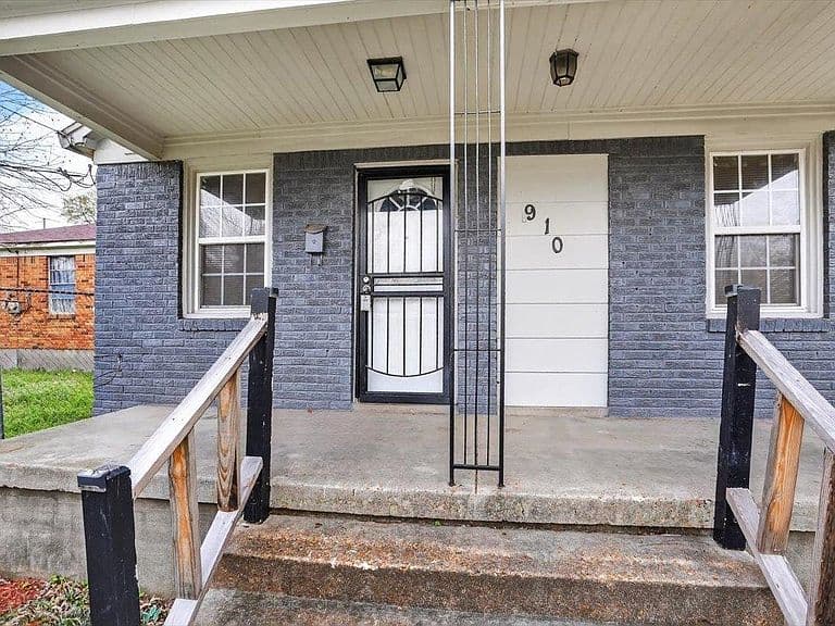 Listing photo 4