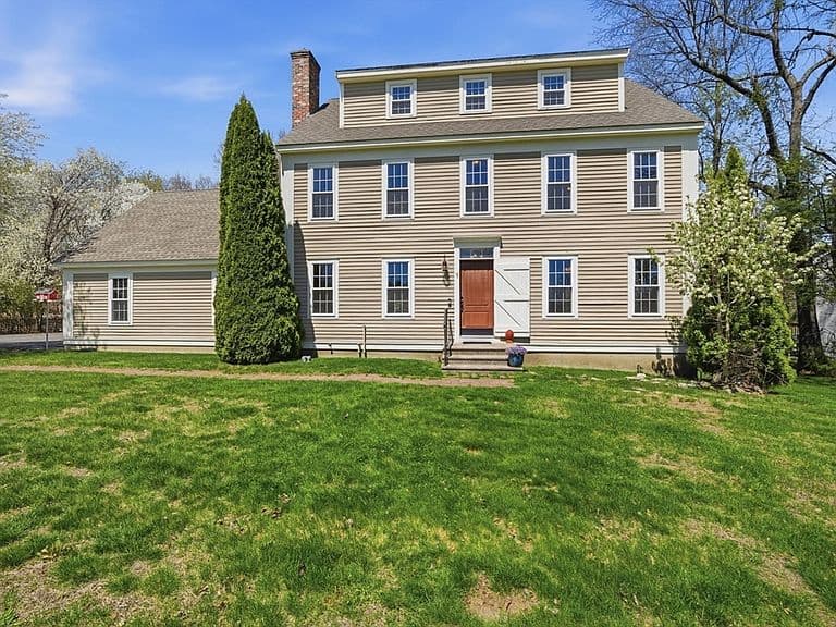 Listing photo 2
