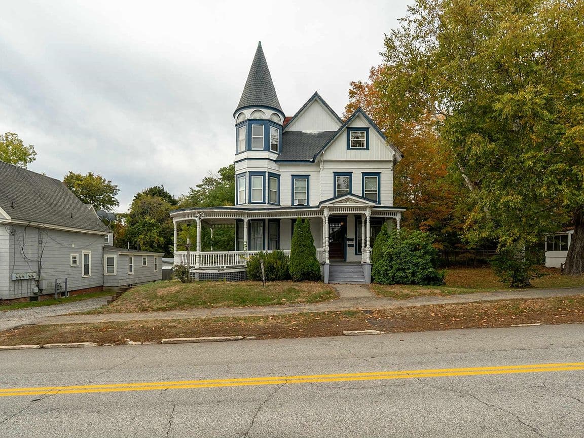 Primary listing photo