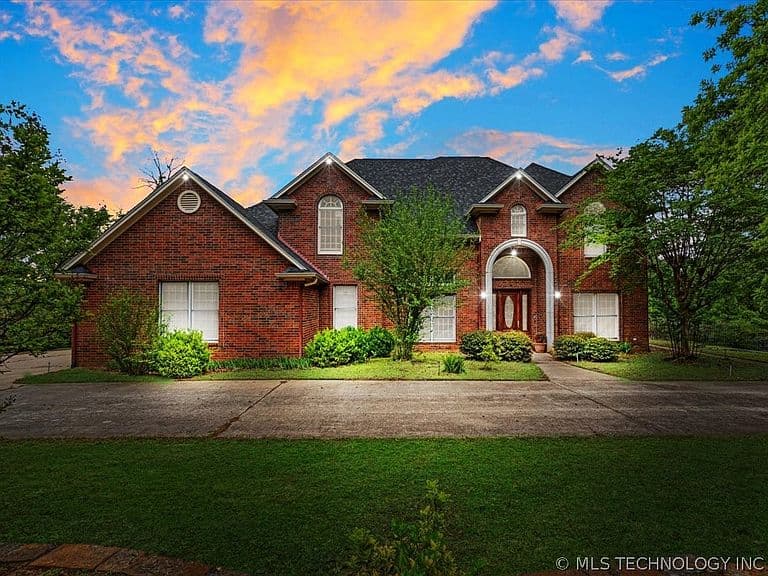 Listing photo 4