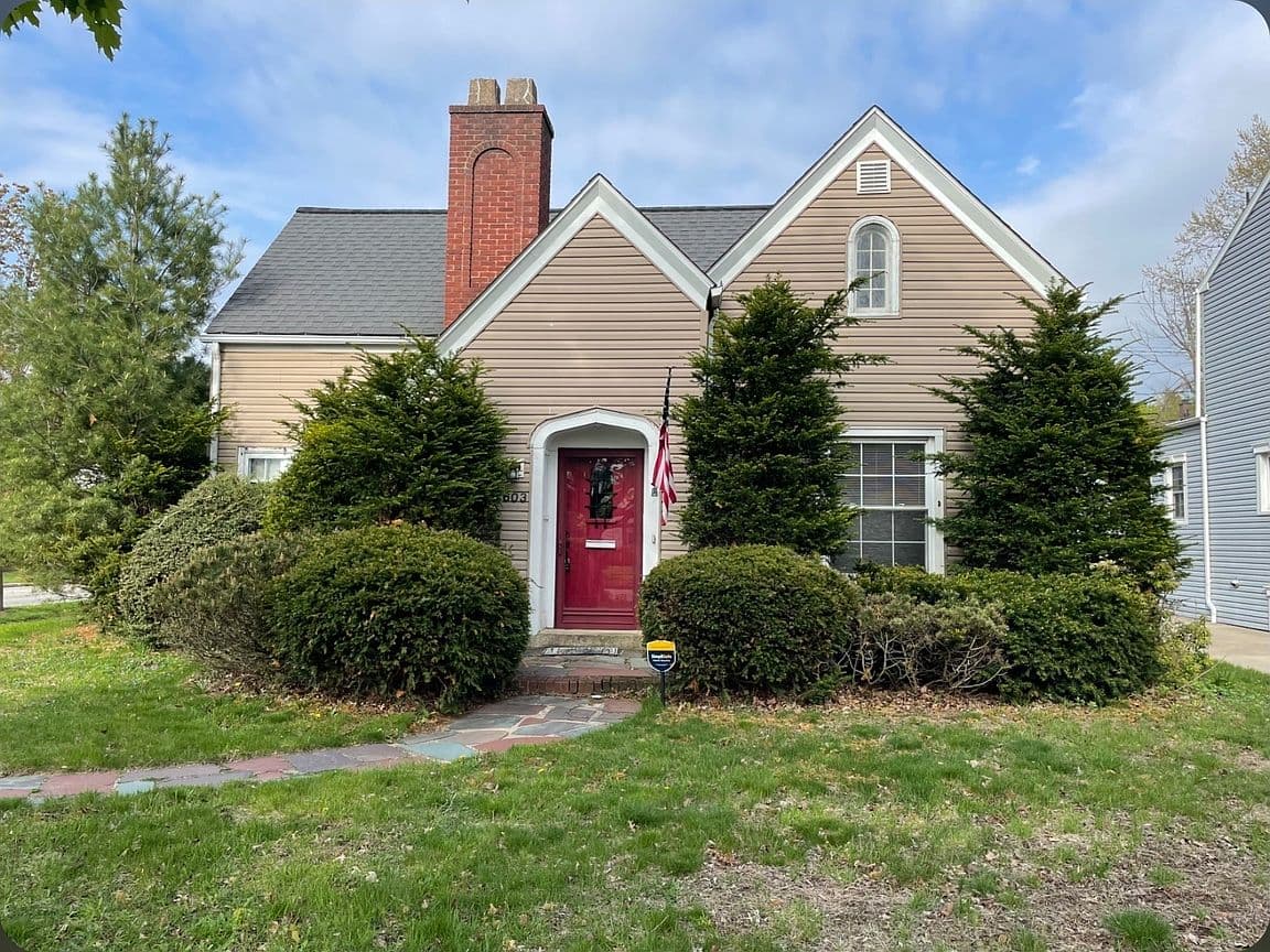 Primary listing photo