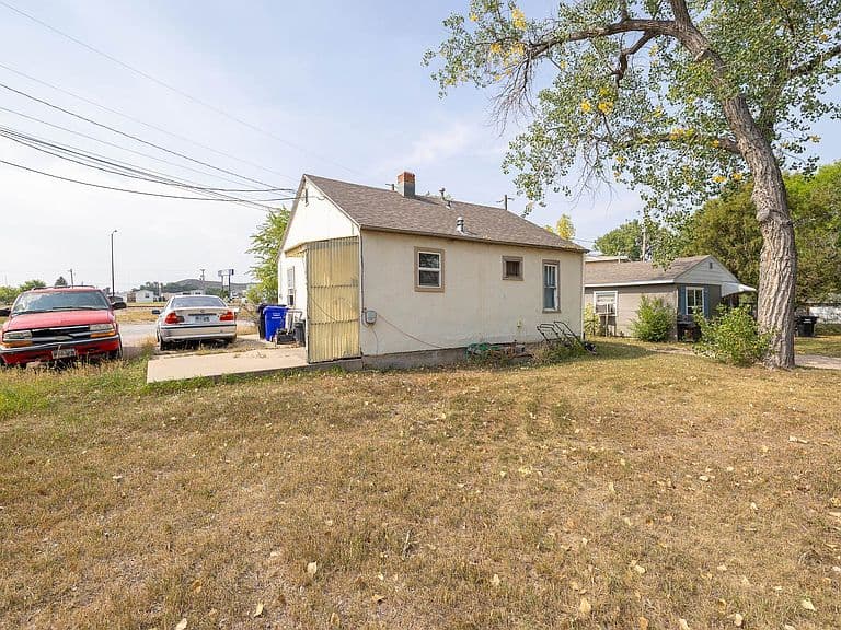 Listing photo 4