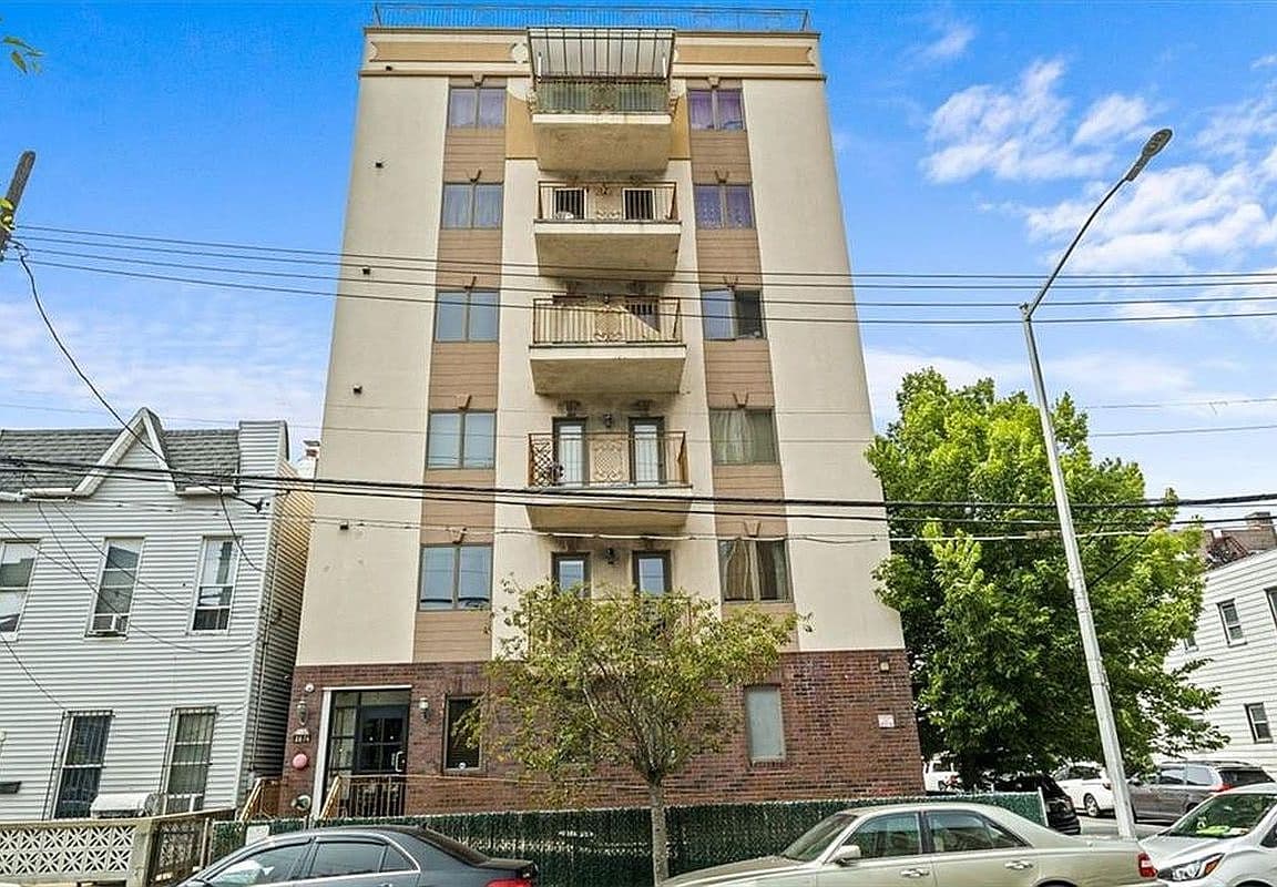Primary listing photo