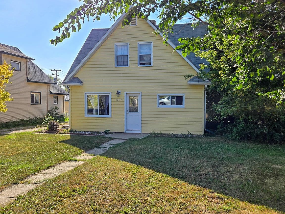 Primary listing photo