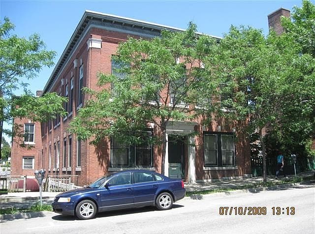 Listing photo