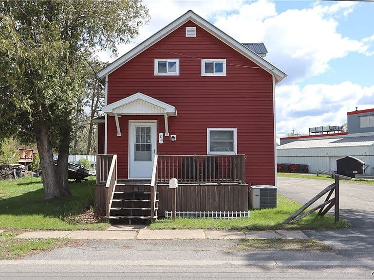 Listing photo