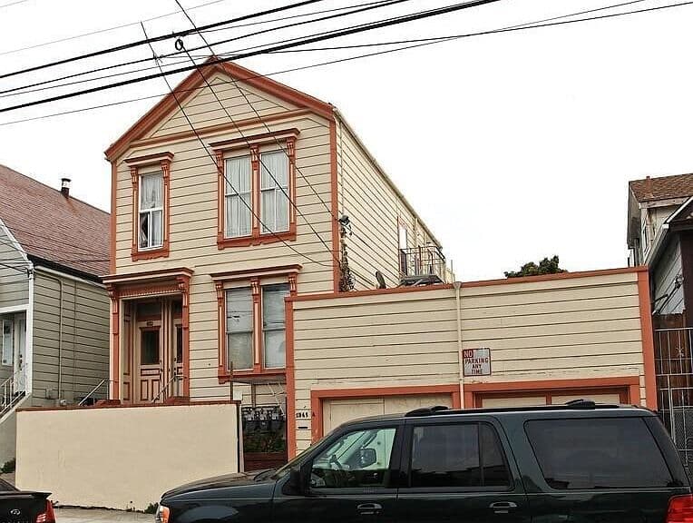 Listing photo 4