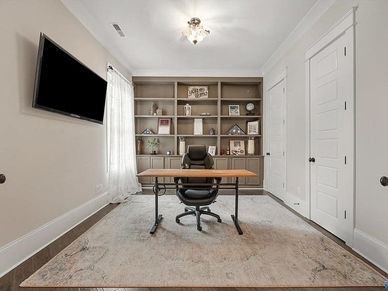 Listing photo 4