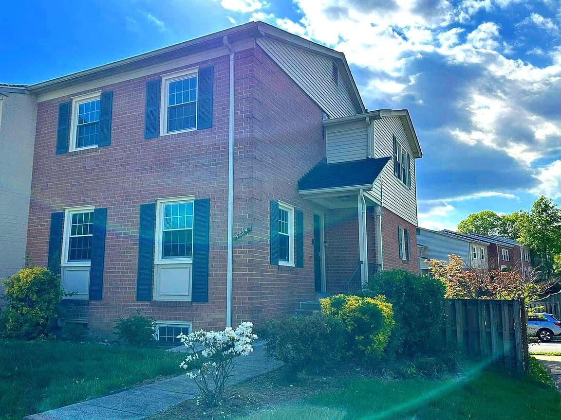 Primary listing photo