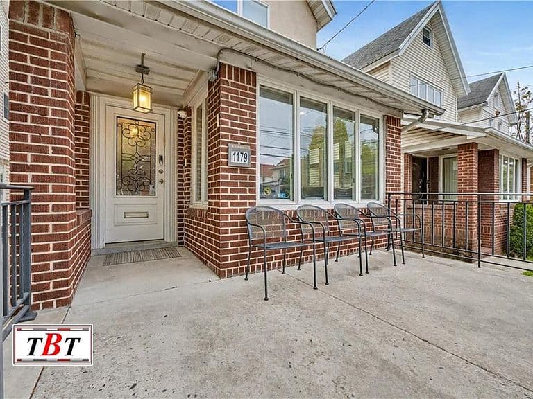 Listing photo 4