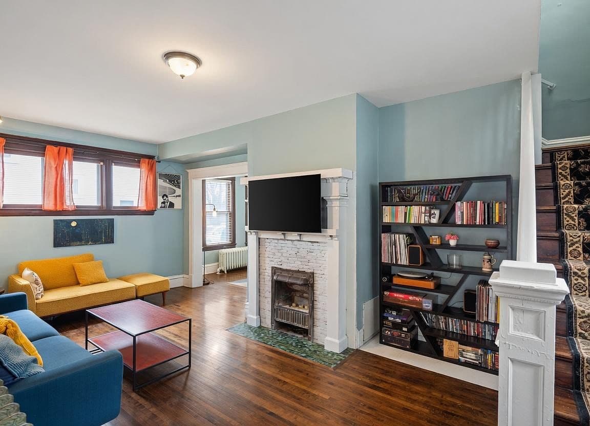 Primary listing photo