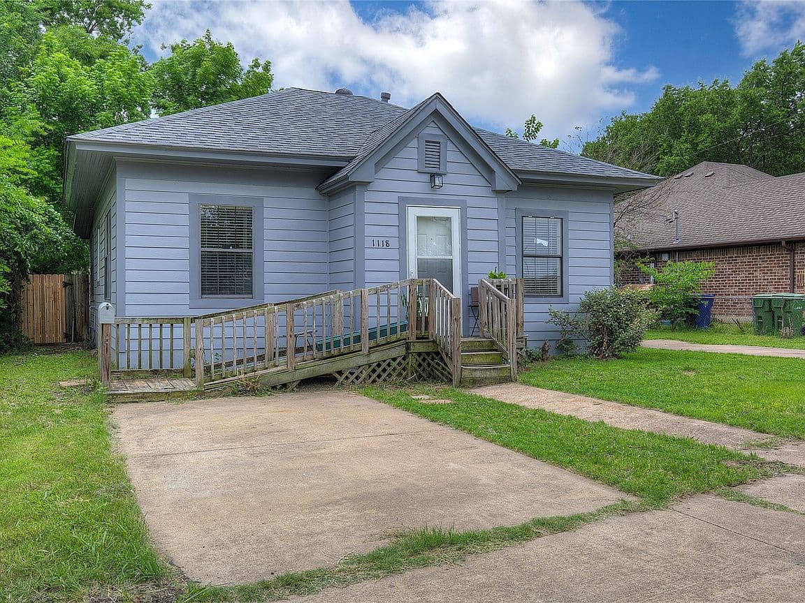 Primary listing photo