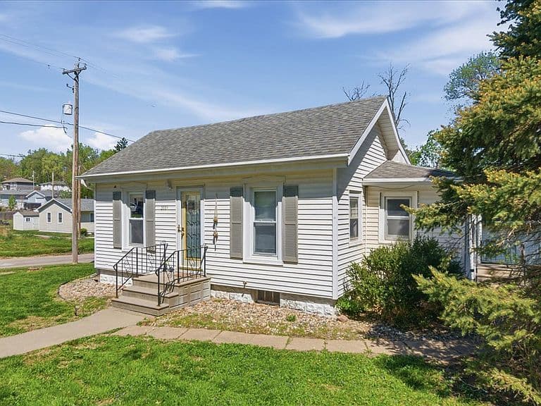 Listing photo 4