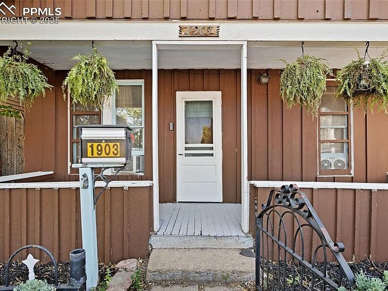 Listing photo 3
