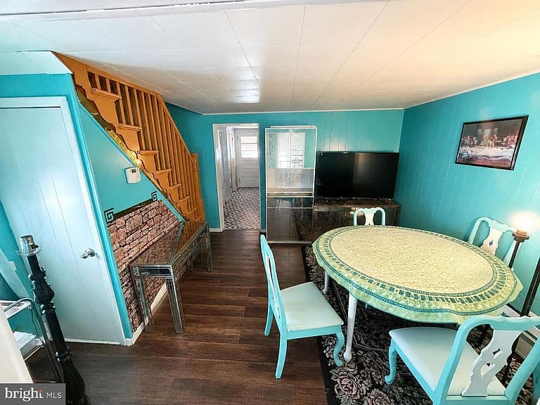 Listing photo 5