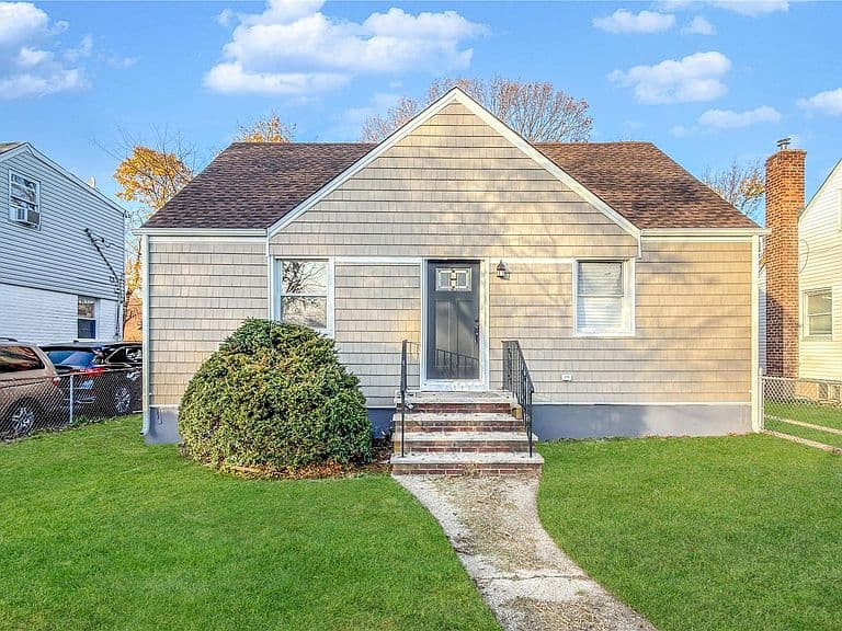 Listing photo 5