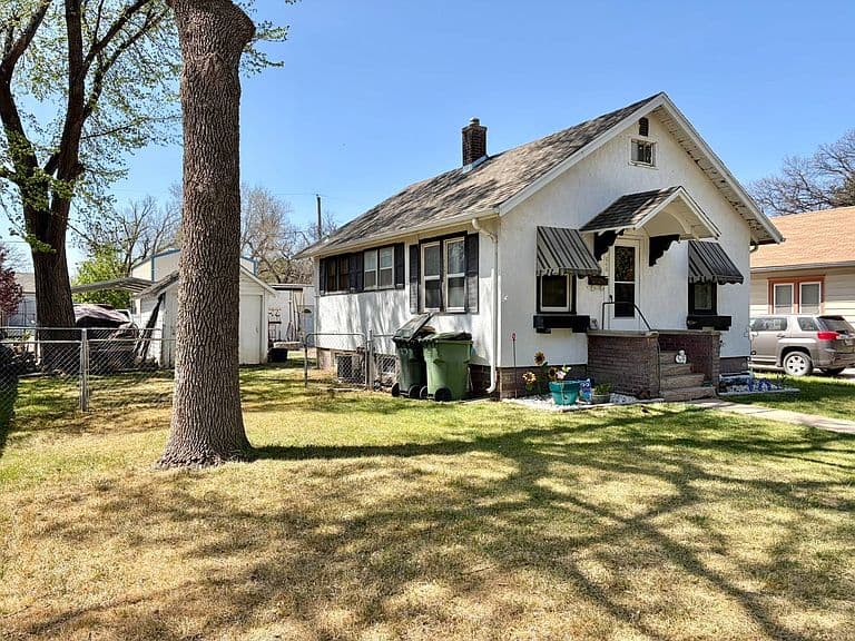 Listing photo 5